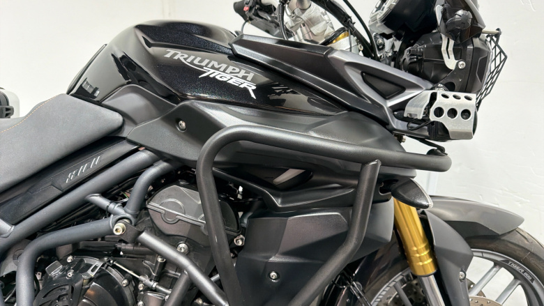 Triumph Tiger 800 (12MY)